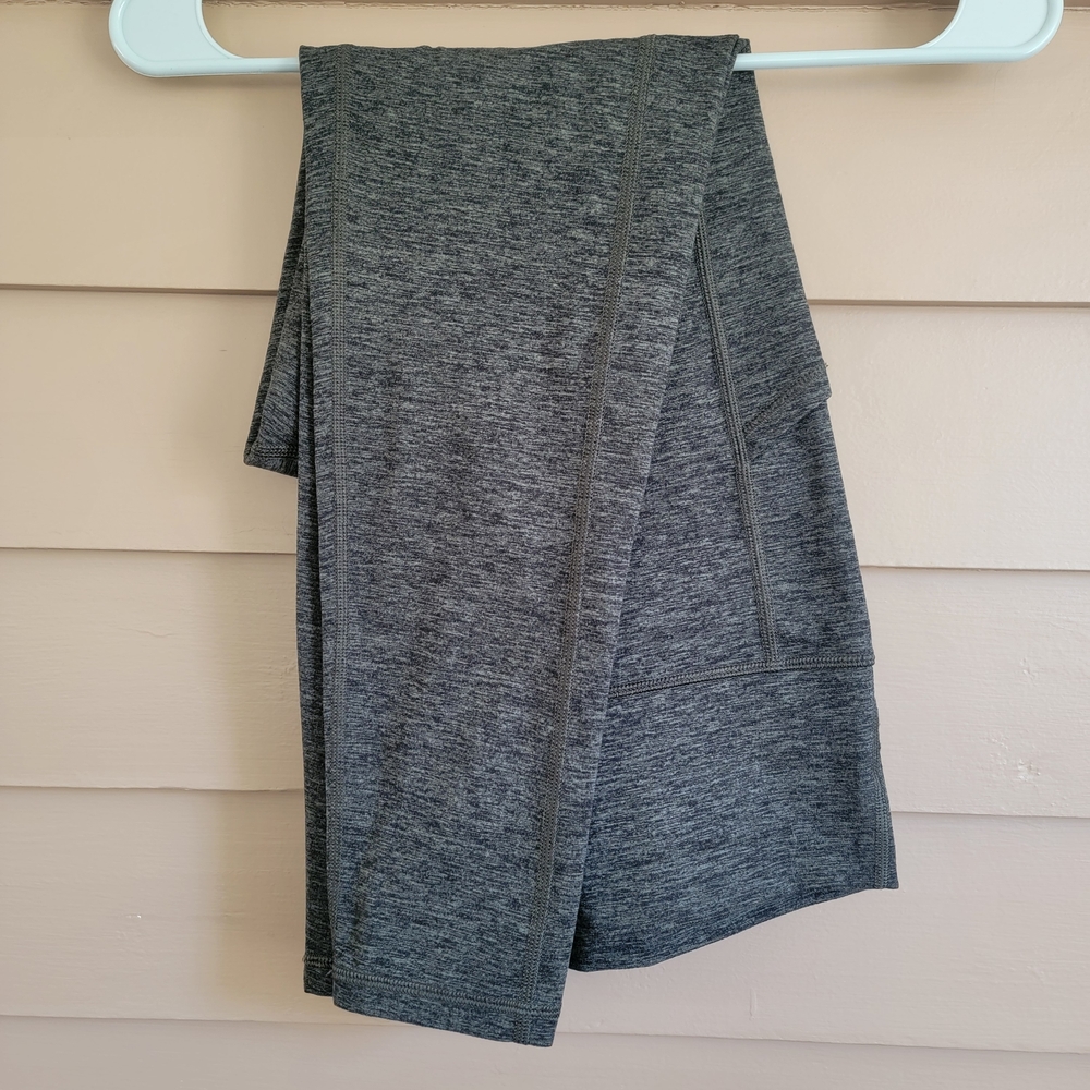 aerie Offline High-Rise Leggings in Dark Heather Gray